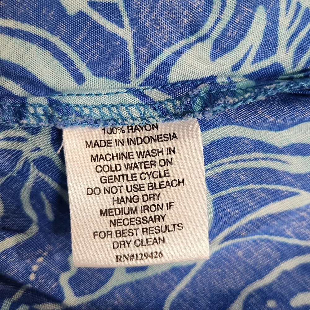 Escapada 3/4 sleeve Susan top in the color cornflower/PB ocean, size XL - Picture 6 of 8